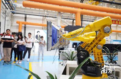 四份&ldquo;強企榜單&rdquo;背后,大灣區的新趨勢你讀懂了嗎?